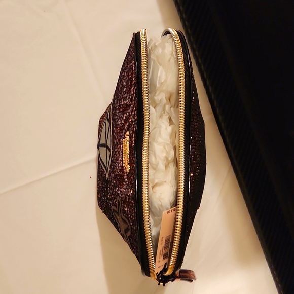 Victoria Secrets small bag - Picture 3 of 3